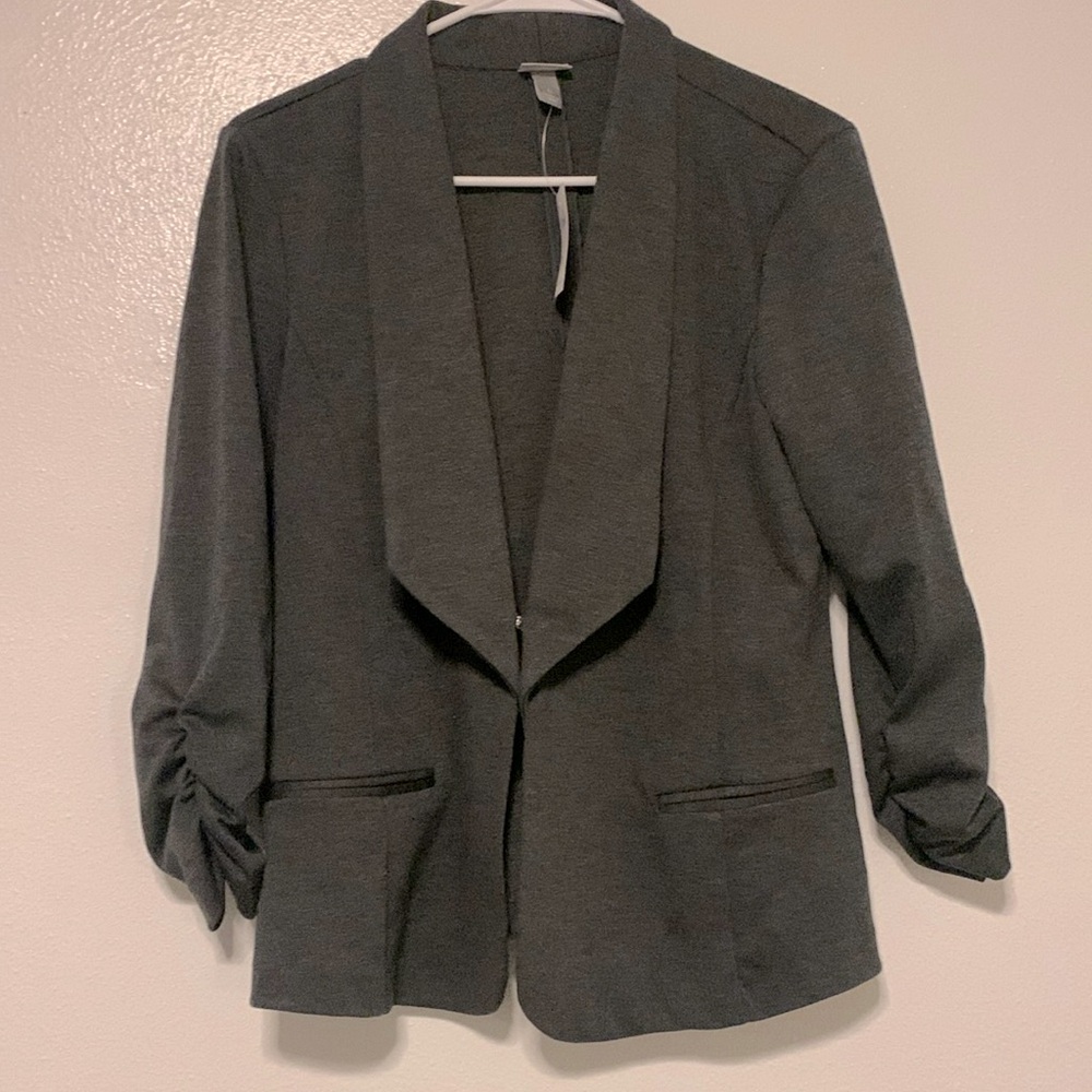 NWT - Dark Grey 3/4 Sleeve Blazer
